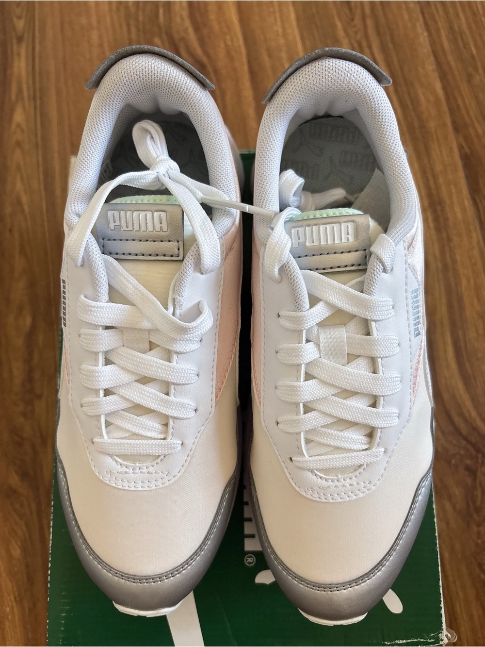 Puma Kids White and Silver Low-Top Sneakers